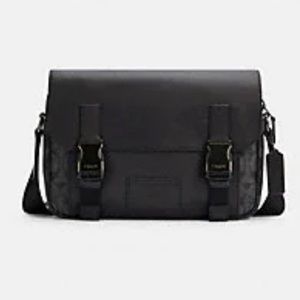 Coach Track Crossbody In Signature Canvas